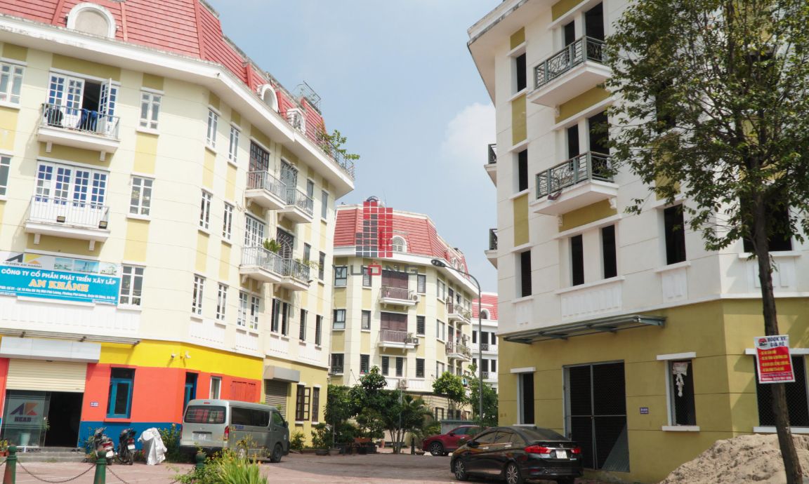 Bán cắt lỗ nhà liền kề khu độ thị Phú Lương Hà Đông, DT 80m2 full nội thất hướng Bắc